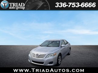 Used 2011 Toyota Camry image 1