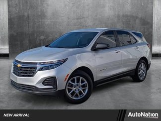 Used 2022 Chevrolet Equinox LS image 1