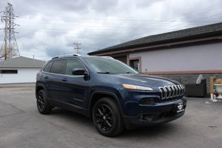Used 2018 Jeep Cherokee Latitude image 1