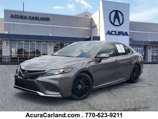 Used 2022 Toyota Camry XSE image 1