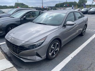 Used 2023 Hyundai Elantra SEL w/ Convenience Package image 1