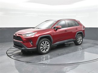 Used 2021 Toyota RAV4 XLE Premium image 1