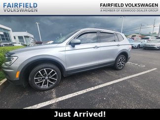 Used 2021 Volkswagen Tiguan SE image 1