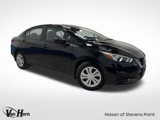 Used 2021 Nissan Versa S image 1
