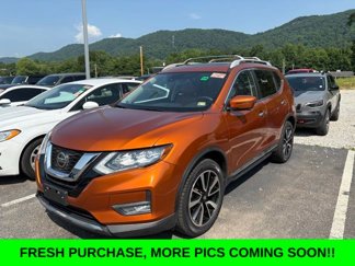 Used 2019 Nissan Rogue SL w/ Premium Package image 1