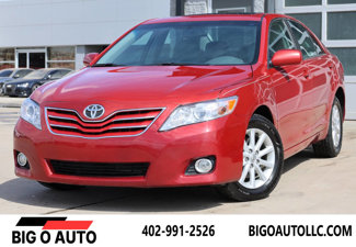 Used 2011 Toyota Camry XLE image 1
