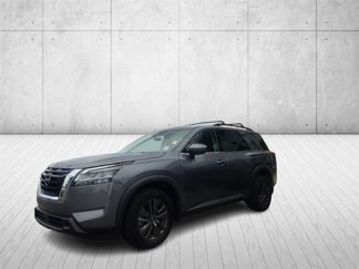 Used 2022 Nissan Pathfinder SV image 1