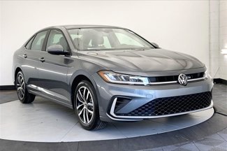 New 2025 Volkswagen Jetta SE image 1