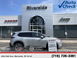 Used 2021 Nissan Rogue SV image 1
