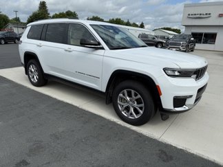 Used 2022 Jeep Grand Cherokee L Limited w/ MOPAR Finishing Package image 1
