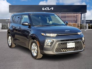 Used 2022 Kia Soul LX w/ Technology Package image 1
