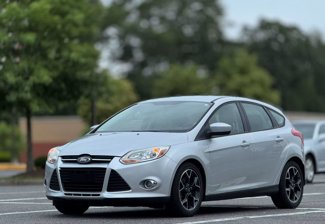 Used 2012 Ford Focus SE image 1