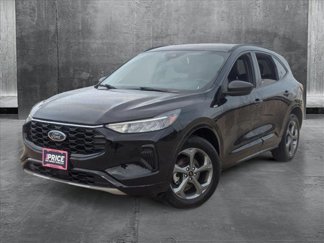 Used 2023 Ford Escape ST-Line image 1