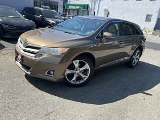 Used 2013 Toyota Venza LE image 1