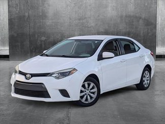 Used 2015 Toyota Corolla LE image 1