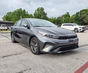 Used 2023 Kia Forte LXS image 1