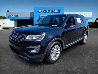 Used 2017 Ford Explorer XLT w/ Equipment Group 201A image 1