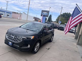 Used 2024 Ford Edge Titanium image 1