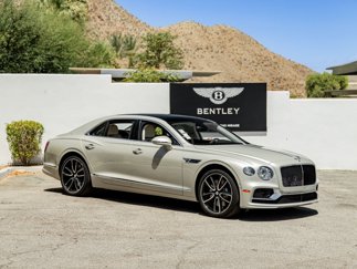 Used 2024 Bentley Flying Spur Plug-In Hybrid image 1