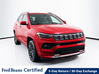 Certified 2022 Jeep Compass Limited image 1