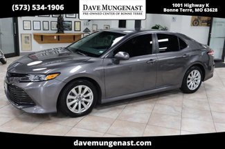 Used 2018 Toyota Camry LE image 1