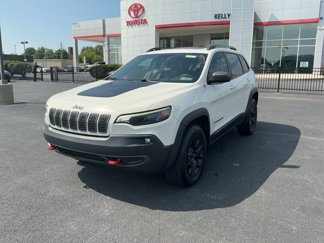 Used 2019 Jeep Cherokee Trailhawk image 1