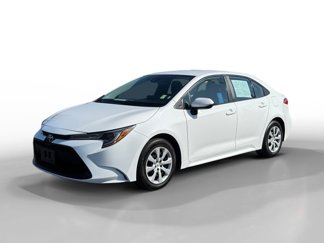 Used 2022 Toyota Corolla LE image 1