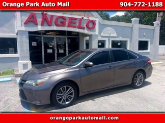 Used 2015 Toyota Camry SE image 1
