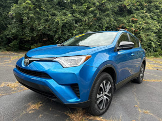 Used 2017 Toyota RAV4 LE image 1