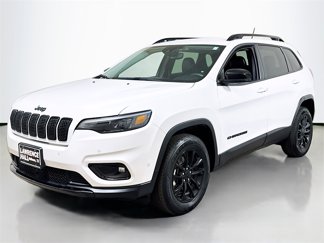 Used 2023 Jeep Cherokee Altitude Lux image 1