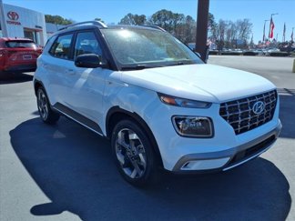 Used 2022 Hyundai Venue Limited w/ Cargo Package image 1