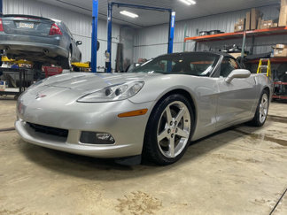 Used 2005 Chevrolet Corvette Convertible image 1