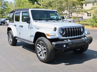 Used 2024 Jeep Wrangler Unlimited image 1