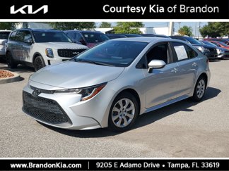 Used 2021 Toyota Corolla LE image 1