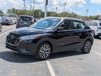 Used 2024 Nissan Kicks SV image 1