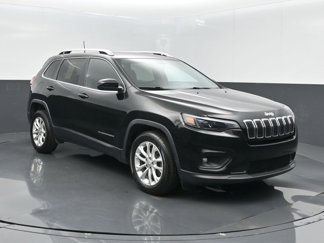 Used 2019 Jeep Cherokee Latitude w/ Popular Appearance Group image 1