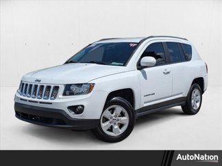 Used 2017 Jeep Compass Latitude image 1