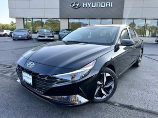 Used 2023 Hyundai Elantra Limited image 1