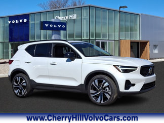 Certified 2023 Volvo XC40 B5 Ultimate image 1