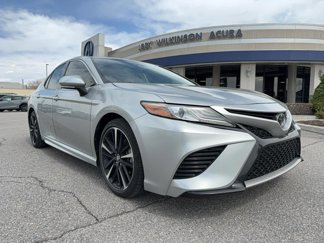 Used 2019 Toyota Camry XSE image 1