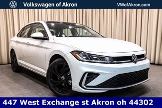 New 2025 Volkswagen Jetta SE image 1