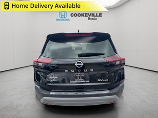 Used 2022 Nissan Rogue SV image 1