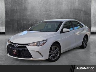 Used 2016 Toyota Camry SE image 1