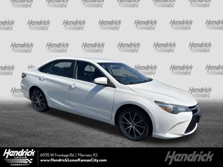 Used 2015 Toyota Camry XSE image 1