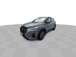 Used 2022 Nissan Kicks SV image 1