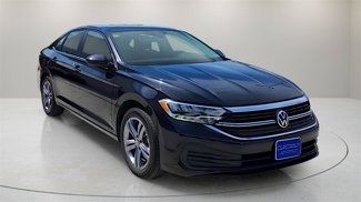 Used 2023 Volkswagen Jetta SE image 1