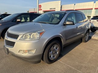 Used 2011 Chevrolet Traverse LS image 1