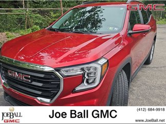 Used 2022 GMC Terrain SLE w/ Driver Convenience Package image 1