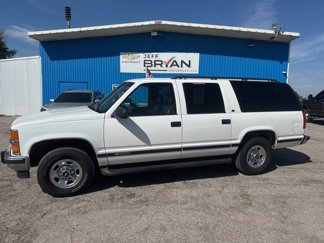 Used 1999 Chevrolet Suburban 2WD w/ Preferred Equipment Group 3 video 1