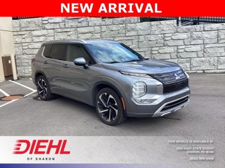 Used 2022 Mitsubishi Outlander SEL image 1